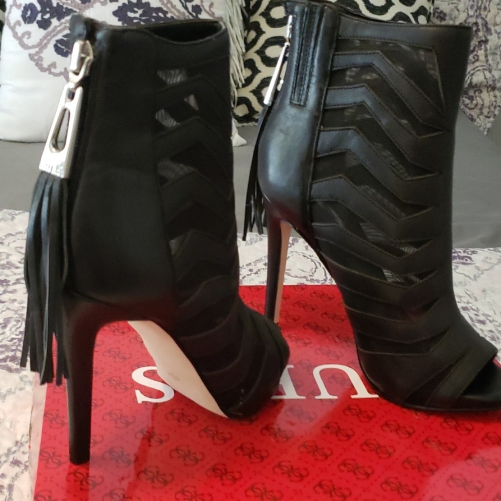 Guess heels